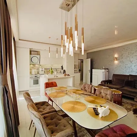 Spacious Prestige Penthouse * فارنا